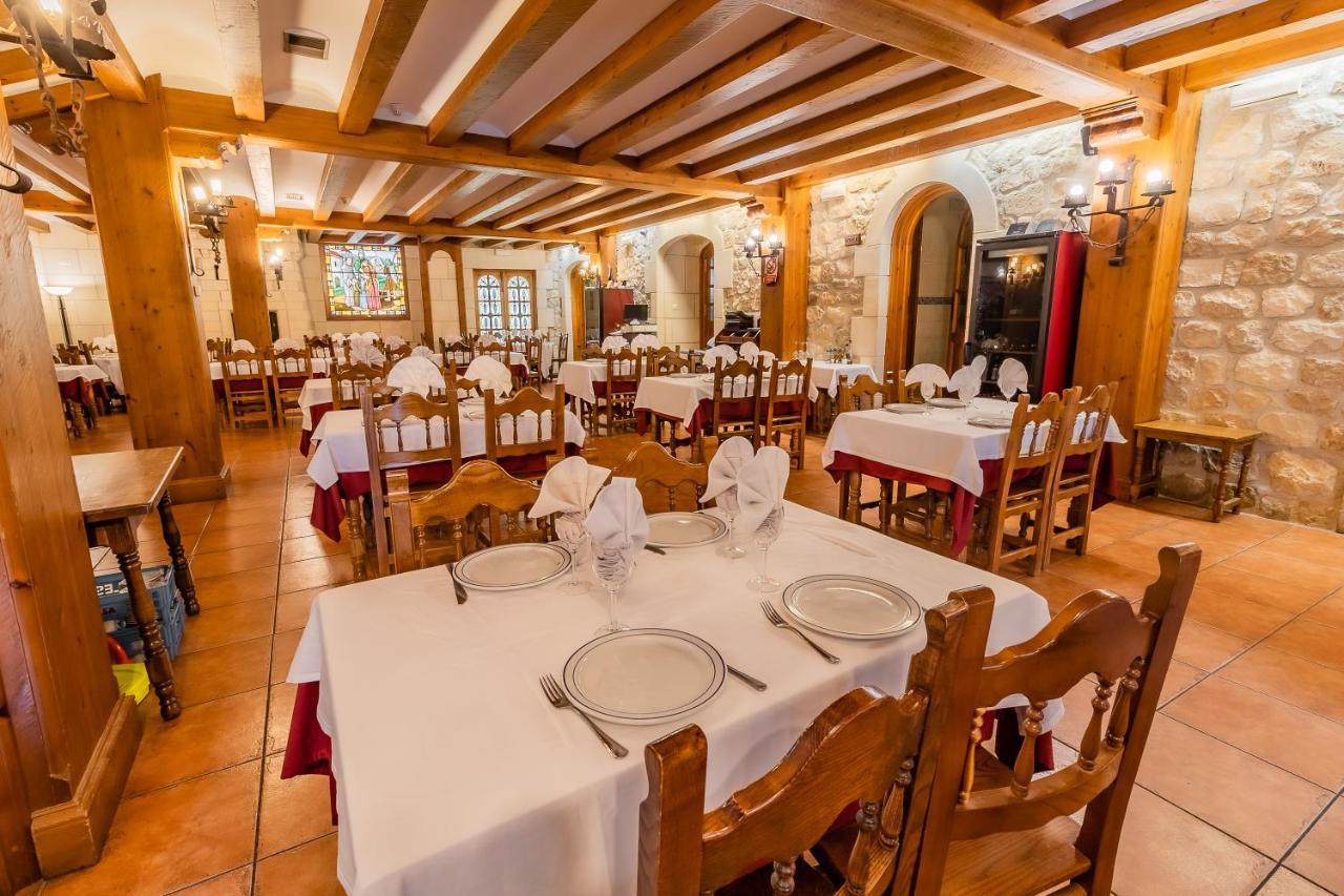 Hostal Санто-Домінго-де-Сілос Екстер'єр фото