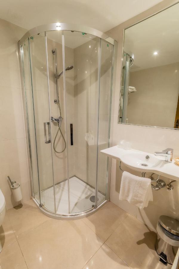 Hostal Санто-Домінго-де-Сілос Екстер'єр фото